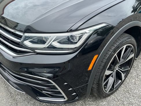 Used 2023 Volkswagen Tiguan SEL R-Line AWD/4WD image 7