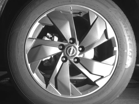 Used 2025 Nissan Rogue SV FWD image 12