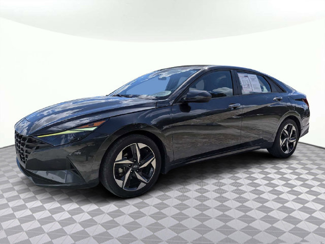 Used 2023 Hyundai Elantra SEL w/ Convenience Package FWD image 8