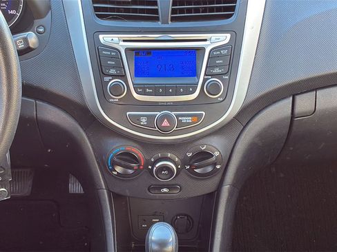 Used 2014 Hyundai Accent GS image 16