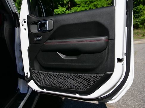 Used 2019 Jeep Wrangler Unlimited Rubicon AWD/4WD image 39