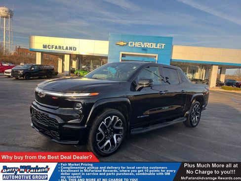 Used 2025 Chevrolet Silverado EV RST AWD/4WD image 1
