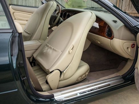 Used 1999 Jaguar XK8 Convertible RWD image 26