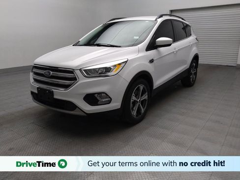 Used 2017 Ford Escape SE w/ Equipment Group 201A FWD image 1