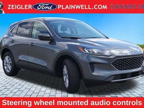 Used 2022 Ford Escape SE w/ Cold Weather Package AWD/4WD image 7