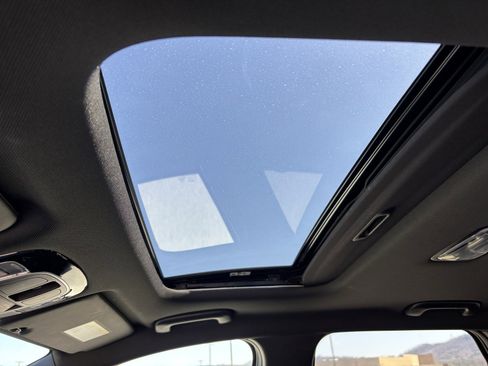 Used 2025 Hyundai Santa Cruz Limited image 13