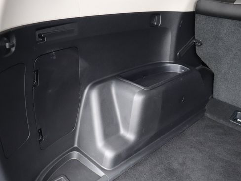 Used 2015 Toyota 4Runner SR5 Premium image 39