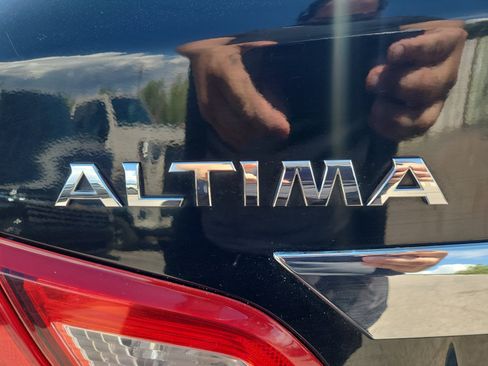 Used 2017 Nissan Altima 2.5 SL FWD image 26
