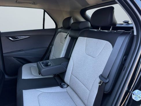 New 2026 Kia Niro SX image 13