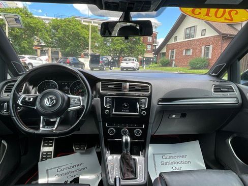 Used 2015 Volkswagen GTI S FWD image 11