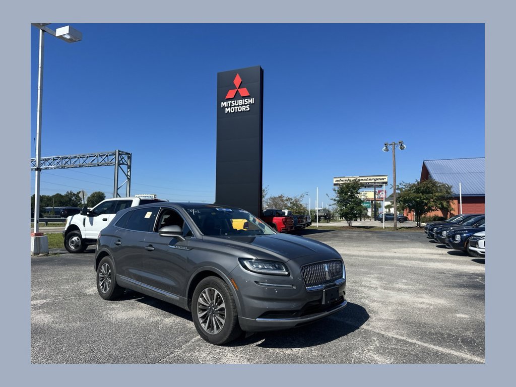 Used 2021 Lincoln Nautilus Reserve FWD image 1