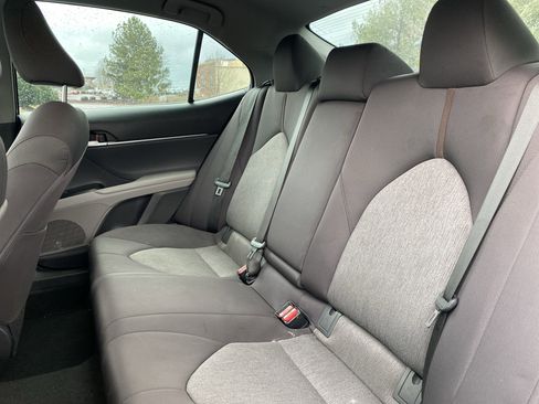 Used 2019 Toyota Camry LE image 8