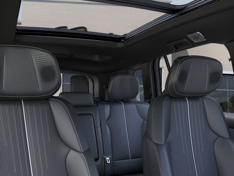 New 2027 Cadillac Vistiq Luxury AWD/4WD image 24