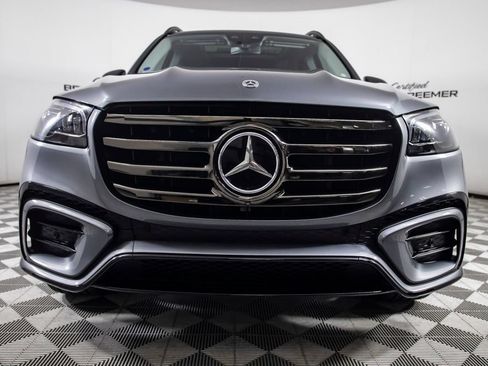 Used 2024 Mercedes-Benz GLS 450 4MATIC image 5