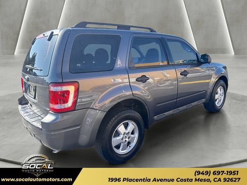 Used 2010 Ford Escape XLS FWD image 5