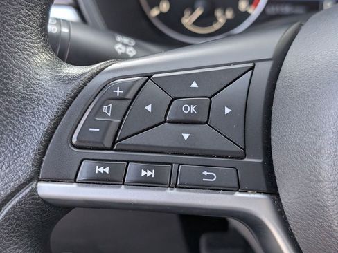 Used 2024 Nissan Altima 2.5 SV FWD image 22
