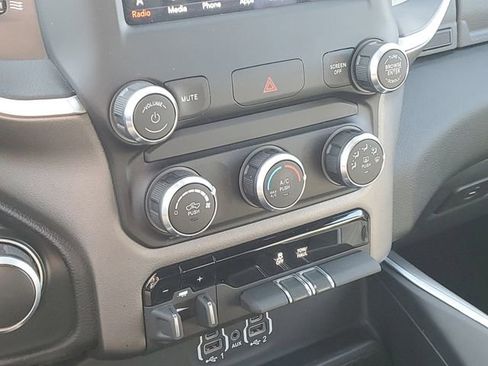 Used 2021 RAM 1500 Big Horn AWD/4WD image 29