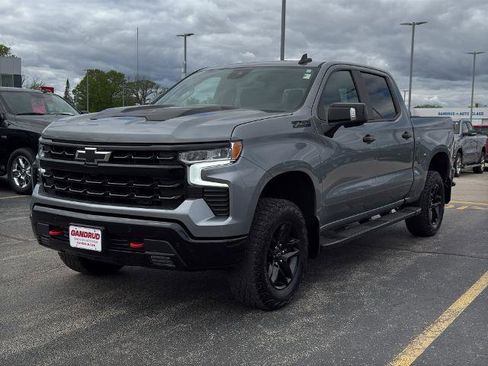 Certified 2024 Chevrolet Silverado 1500 LT Trail Boss w/ Convenience Package II AWD/4WD image 2