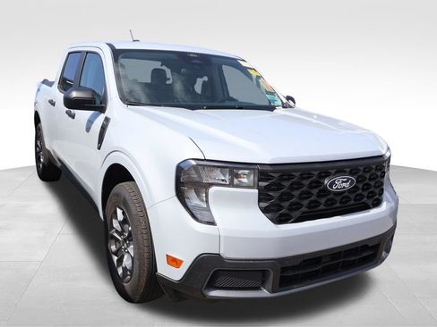 Used 2026 Ford Maverick XLT FWD image 13