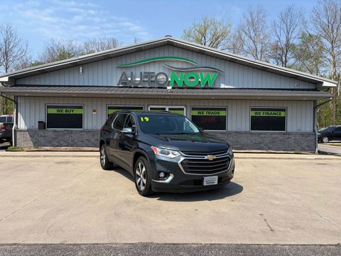 Used 2019 Chevrolet Traverse LT w/ LT Premium Package image 1