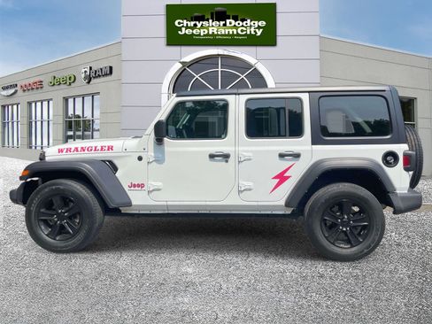 Used 2023 Jeep Wrangler Unlimited Sport AWD/4WD image 7