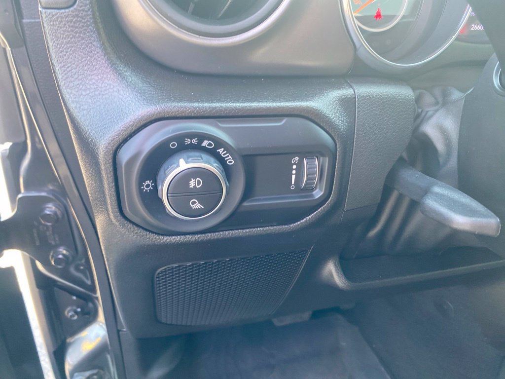Used 2023 Jeep Gladiator Sport AWD/4WD image 22