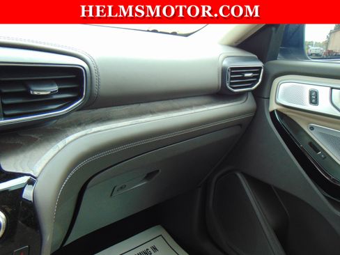 Used 2023 Ford Explorer Platinum w/ Technology Package image 30