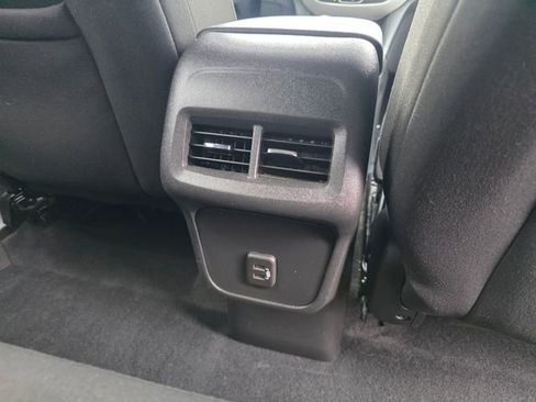 Used 2021 Chevrolet Equinox LS w/ LS Convenience Package AWD/4WD image 14