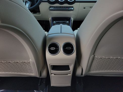 Certified 2026 Mercedes-Benz GLB 250 image 23