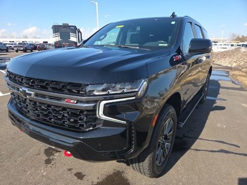Used 2022 Chevrolet Tahoe Z71 w/ Z71 Off-Road Package image 16