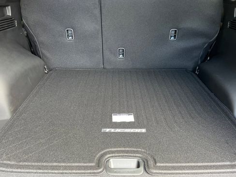 New 2026 Hyundai Tucson Limited AWD/4WD image 18