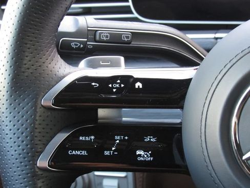 Certified 2024 Mercedes-Benz GLS 450 4MATIC image 29