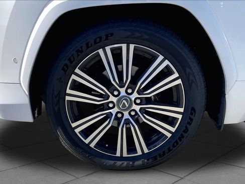 Certified 2026 Lexus LX 700h Luxury w/ Accessory Package (Z1) AWD/4WD image 11