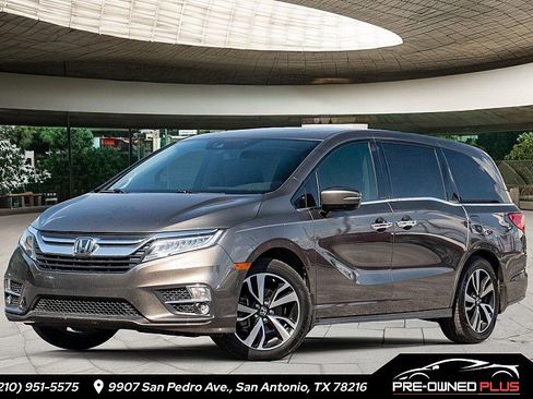 Used 2020 Honda Odyssey Elite image 1