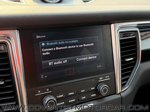 Used 2018 Porsche Macan Sport Edition AWD/4WD image 29