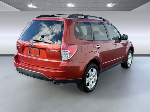 Used 2010 Subaru Forester 2.5X Premium image 8