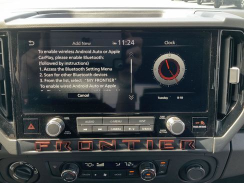 Used 2025 Nissan Frontier PRO-4X AWD/4WD image 31
