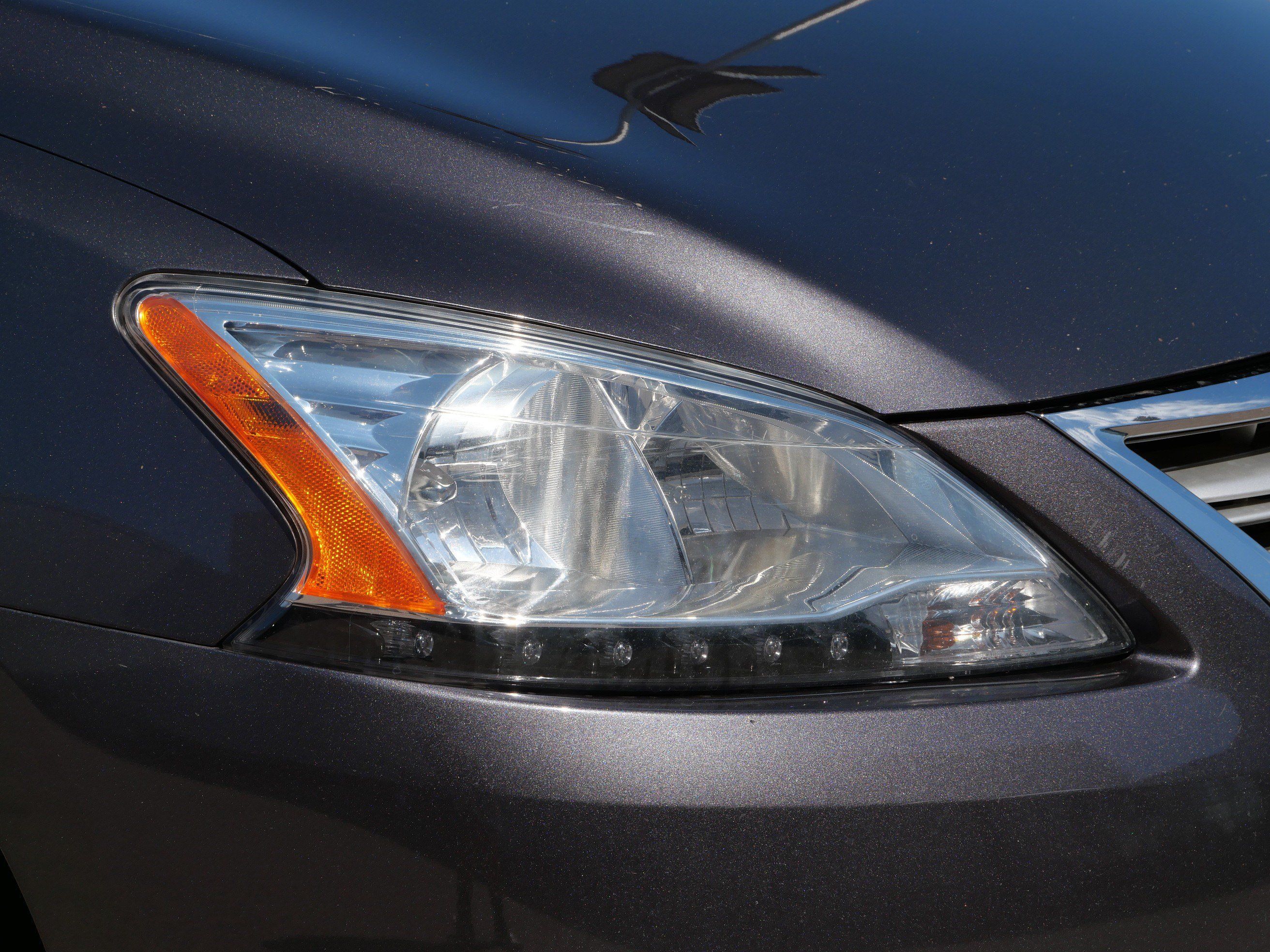 Used 2015 Nissan Sentra SV FWD image 16