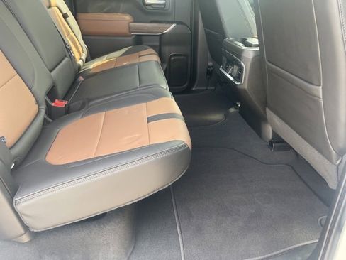 Certified 2022 Chevrolet Silverado 1500 High Country image 38