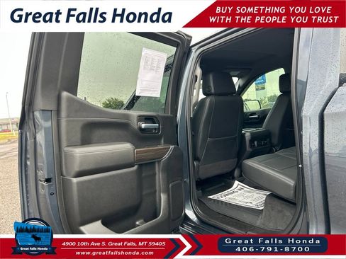 Used 2021 Chevrolet Silverado 1500 LT Trail Boss w/ Convenience Package II AWD/4WD image 19