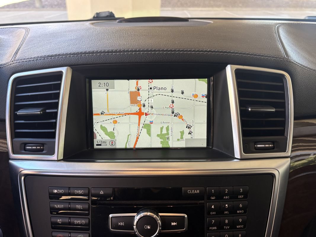 Used 2015 Mercedes-Benz GL 450 4MATIC image 15