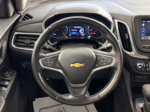Used 2022 Chevrolet Equinox LT FWD image 22