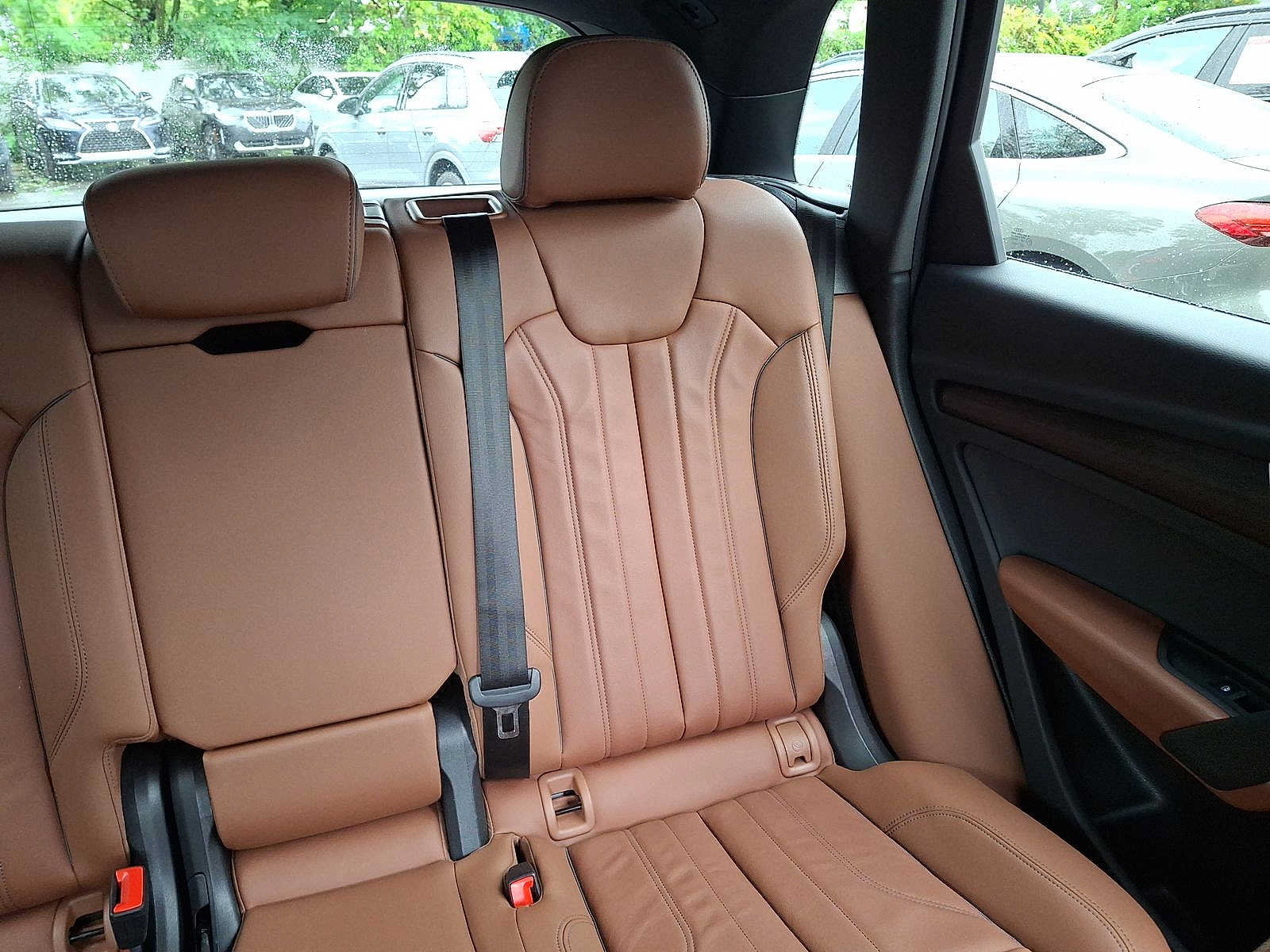 Used 2024 Audi Q5 e Premium w/ Convenience Package AWD/4WD image 14