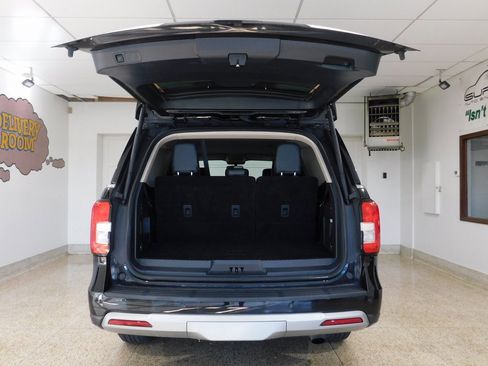 Used 2024 Ford Expedition XLT image 79