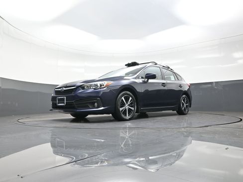 Used 2020 Subaru Impreza Premium image 11