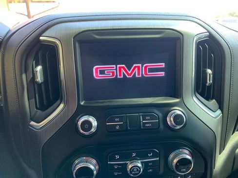 Used 2022 GMC Sierra 2500 Denali w/ Denali Ultimate Package AWD/4WD image 28