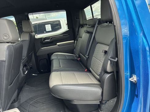 Used 2022 Chevrolet Silverado 1500 ZR2 w/ Technology Package AWD/4WD image 19