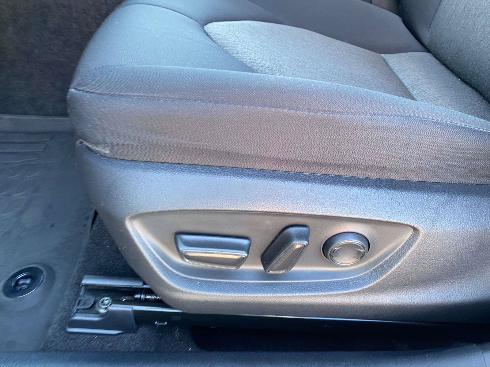 Used 2022 Toyota Camry LE FWD image 16