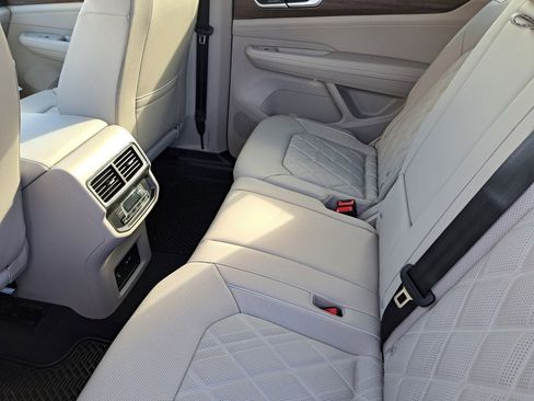 New 2026 Volkswagen Atlas SEL Premium R-Line image 23