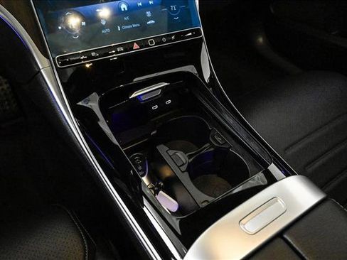 New 2025 Mercedes-Benz C 300 4MATIC Sedan image 13